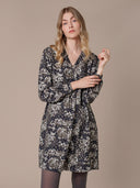 Kleid mit Faltenwurf, knielang