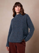 Bouclé-Pullover mit Stehkragen